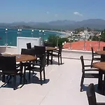 Ξενοδοχείο Miramar 3*