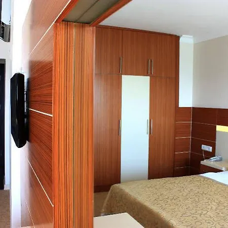 Miramar 3*